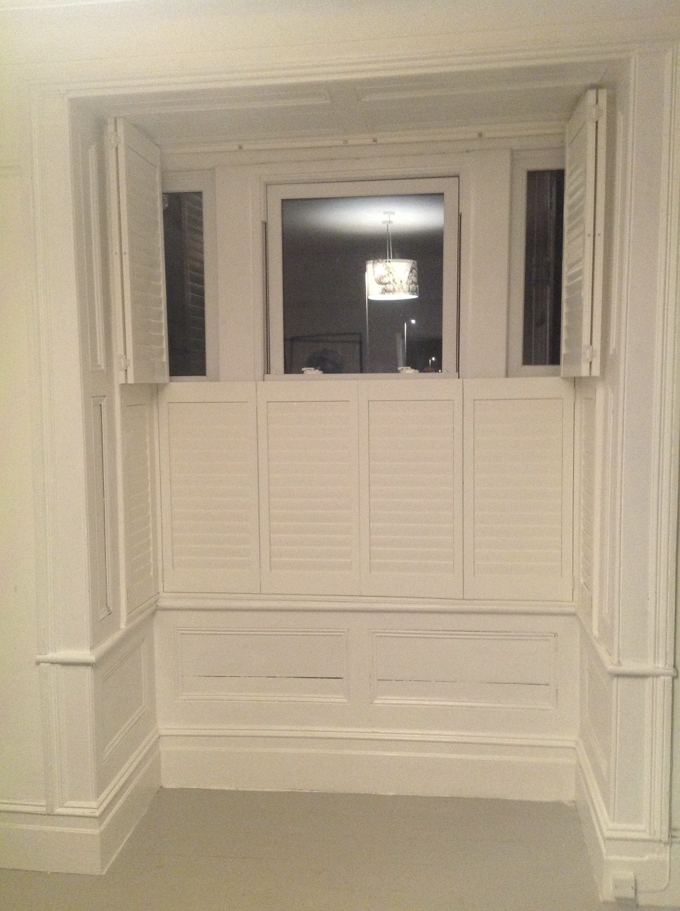Tier on tier shutters  - Plantation shutters -  Carolina Blinds