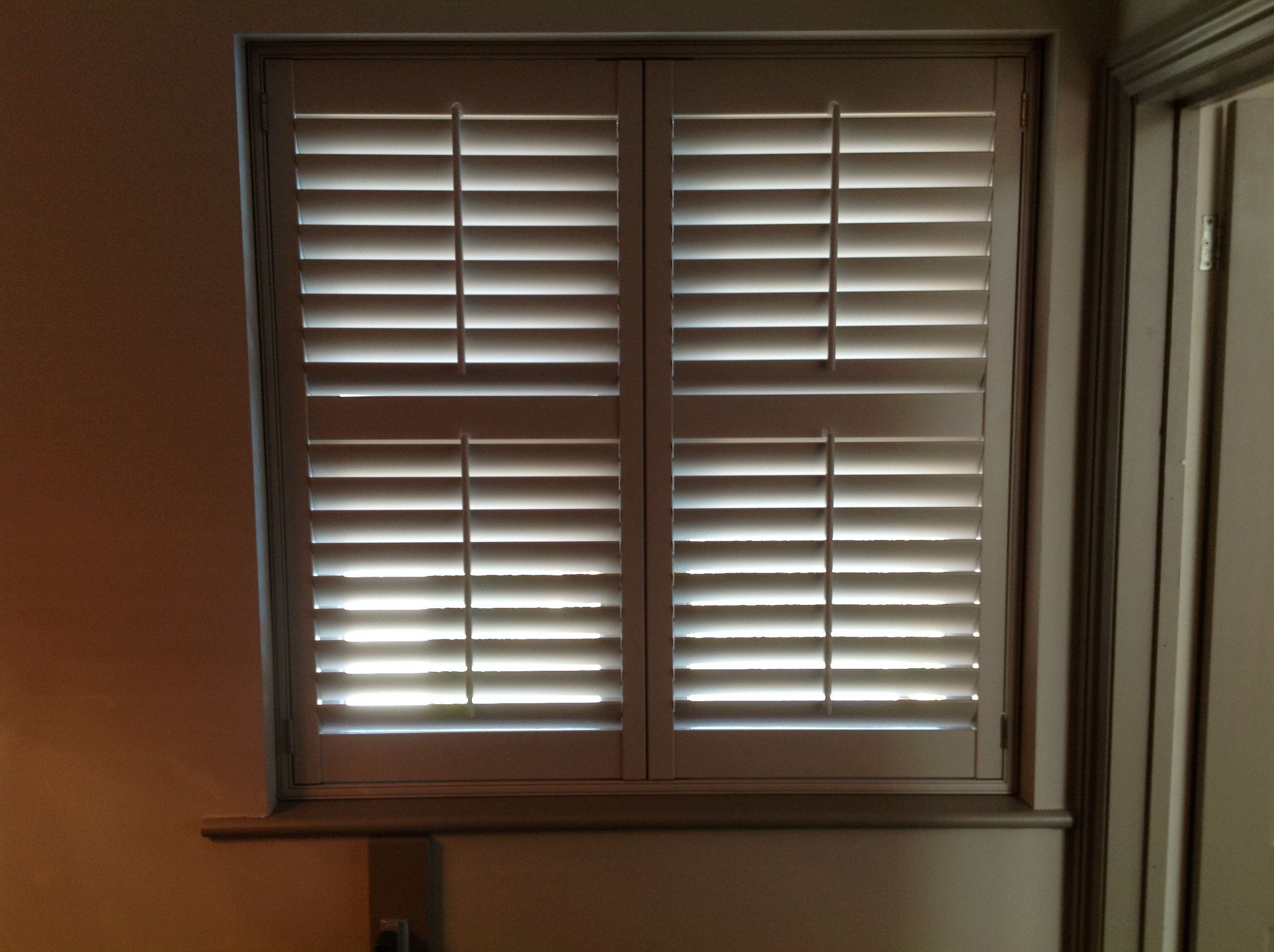 Plantation shutters - Carolina Blinds -  Blinds | Shutters | Awnings