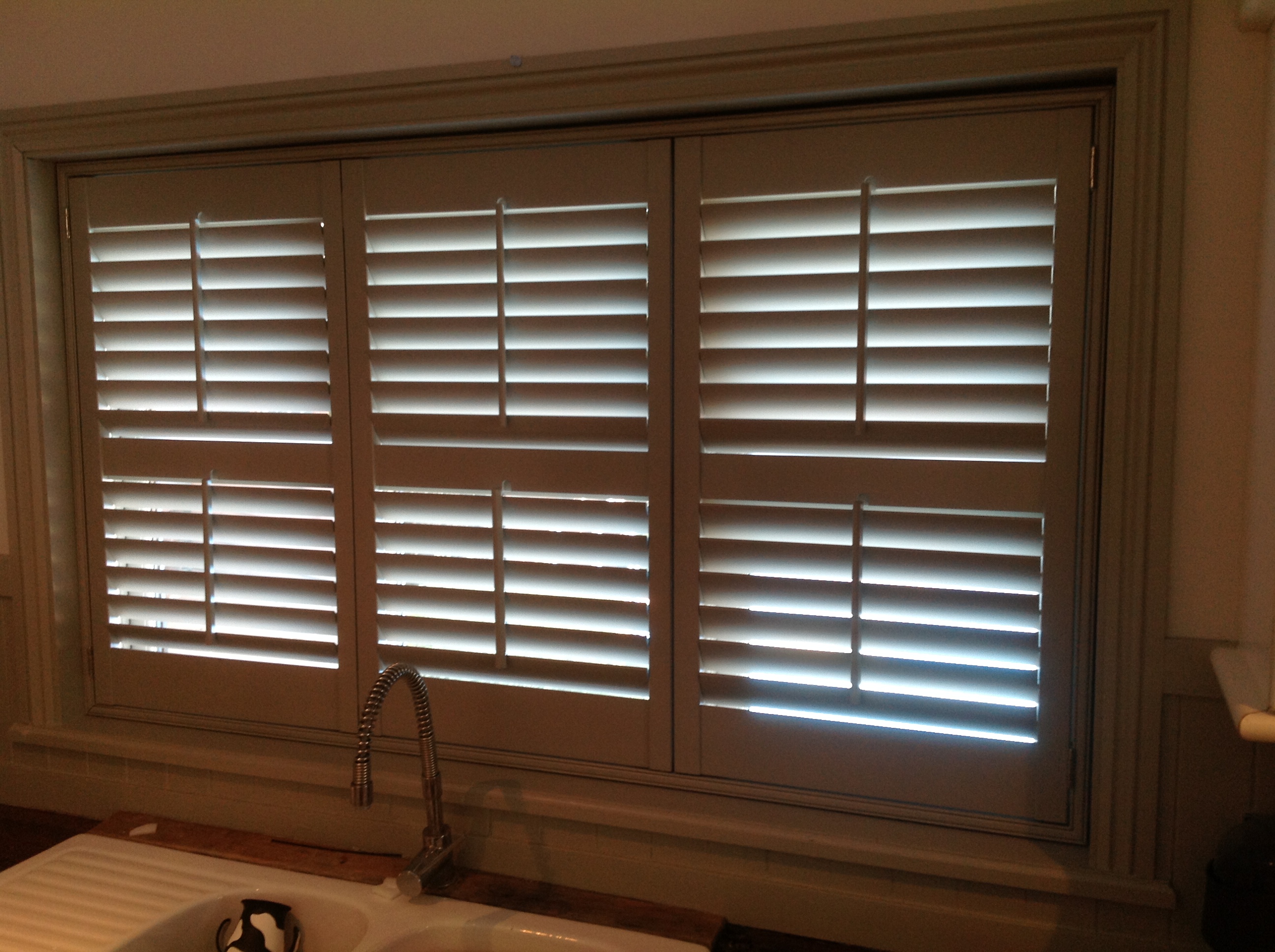 Plantation shutters - Carolina Blinds -  Blinds | Shutters | Awnings