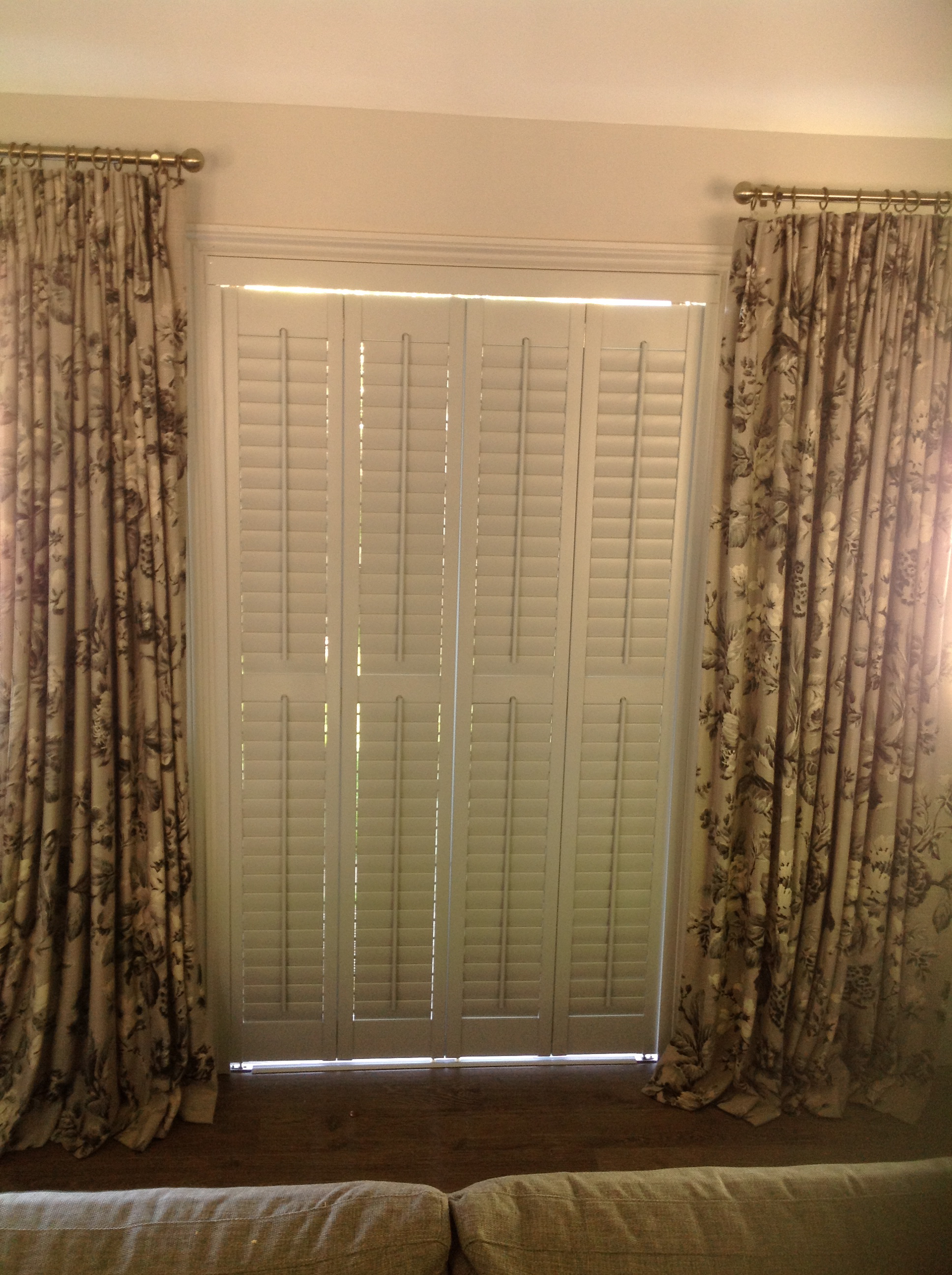 Plantation shutters - Carolina Blinds -  Blinds | Shutters | Awnings