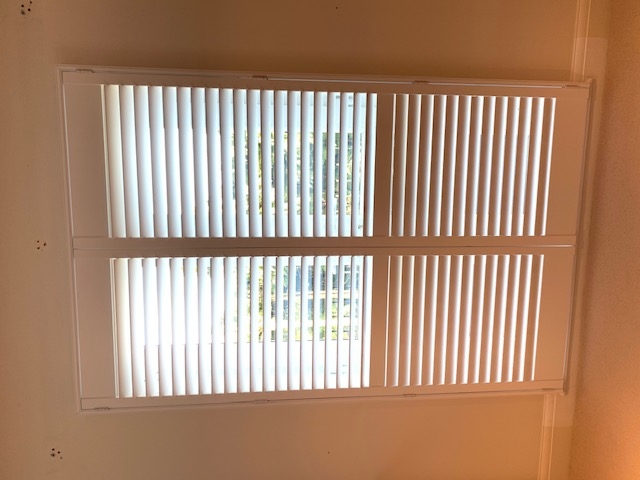 Plantation shutters - Carolina Blinds -  Blinds | Shutters | Awnings
