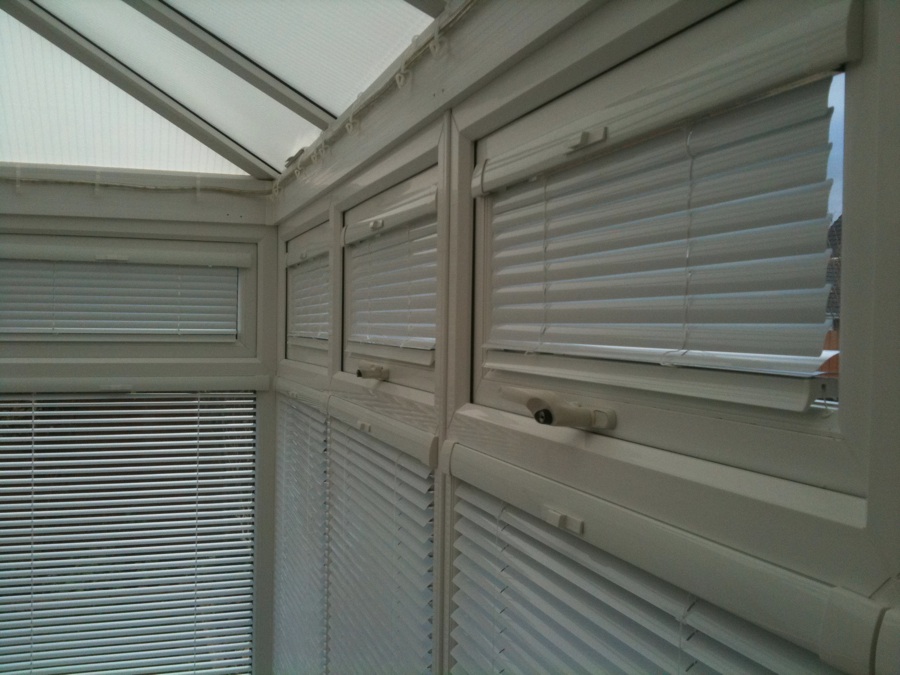 Conservatory fitted with Intu Perfect fit venetian blinds
Intu blinds come in venetian and pleated and are perfect for conservatory's  - Conservatory window blinds -  Carolina Blinds