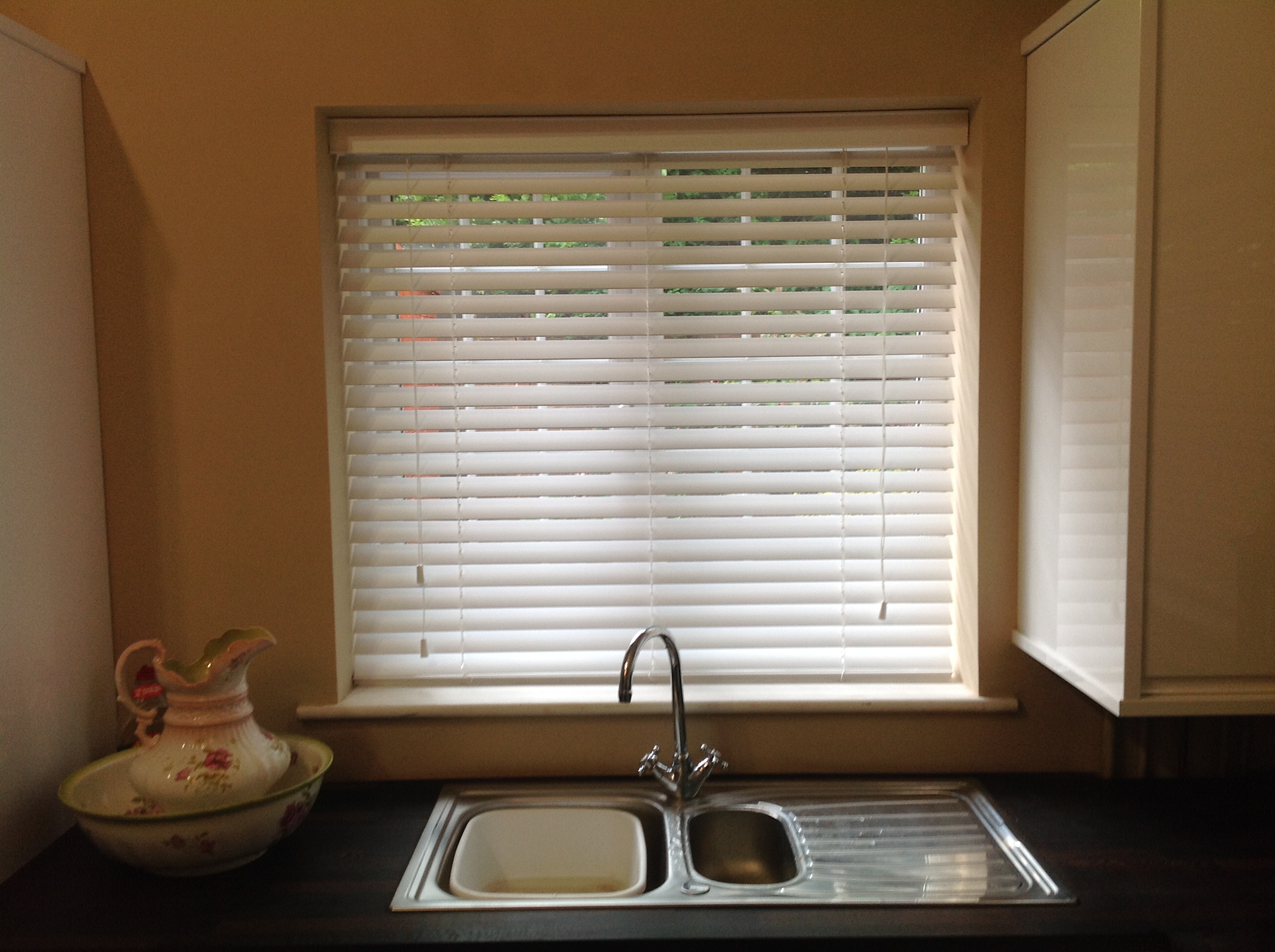 Wooden Venetian Blind fitted in Wareside  - Venetian and wooden blinds -  Carolina Blinds